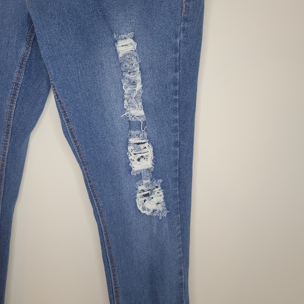 Best Quality Brand Jeans - Picture 2 of 5